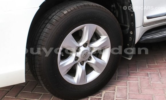 Buy Import Toyota Prado White Car in Import - Dubai in Al Jazirah State Buy Import Toyota Prado White Car in Import - Dubai in Al Jazirah State