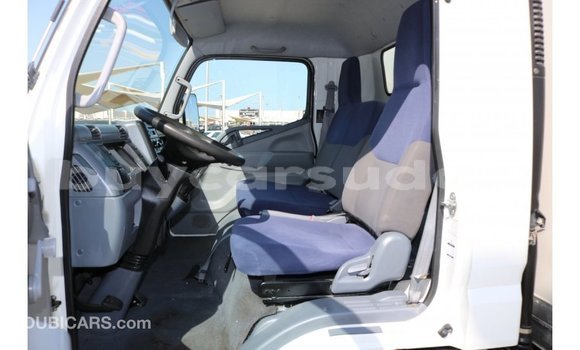 Buy Import Mitsubishi Carisma White Car in Import - Dubai in Al Jazirah State
