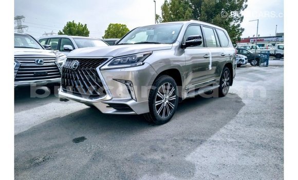 Acheter Import Voiture Lexus LX Autre à Import - Dubai, État d'Al Jazirah Acheter Import Voiture Lexus LX Autre à Import - Dubai, État d'Al Jazirah