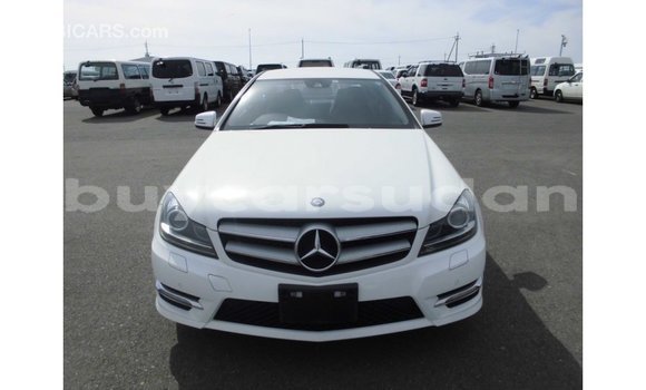 Buy Import Mercedes-Benz 190 White Car in Import - Dubai in Al Jazirah State Buy Import Mercedes-Benz 190 White Car in Import - Dubai in Al Jazirah State