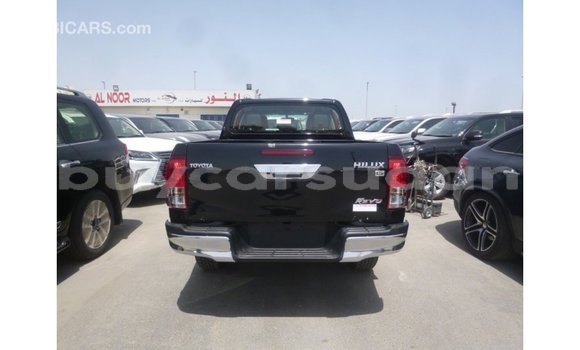 Buy Import Toyota Hilux Black Car in Import - Dubai in Al Jazirah State Buy Import Toyota Hilux Black Car in Import - Dubai in Al Jazirah State