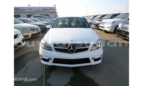 Buy Import Mercedes-Benz 200 White Car in Import - Dubai in Al Jazirah State Buy Import Mercedes-Benz 200 White Car in Import - Dubai in Al Jazirah State