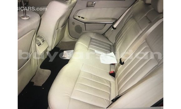 Buy Import Mercedes-Benz 190 Other Car in Import - Dubai in Al Jazirah State Buy Import Mercedes-Benz 190 Other Car in Import - Dubai in Al Jazirah State