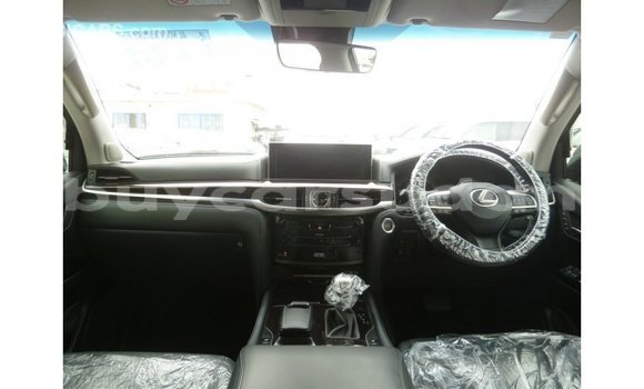 Buy Import Lexus LX White Car in Import - Dubai in Al Jazirah State Buy Import Lexus LX White Car in Import - Dubai in Al Jazirah State