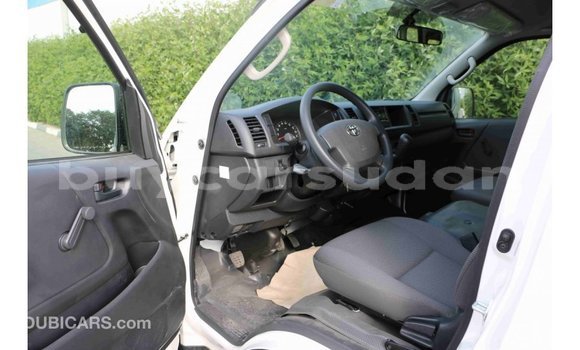 Buy Import Toyota Hiace White Car in Import - Dubai in Al Jazirah State Buy Import Toyota Hiace White Car in Import - Dubai in Al Jazirah State