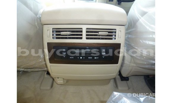 Buy Import Toyota Land Cruiser White Car in Import - Dubai in Al Jazirah State Buy Import Toyota Land Cruiser White Car in Import - Dubai in Al Jazirah State