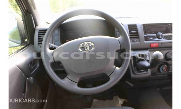 Buy Import Toyota Hiace White Car in Import - Dubai in Al Jazirah State Buy Import Toyota Hiace White Car in Import - Dubai in Al Jazirah State