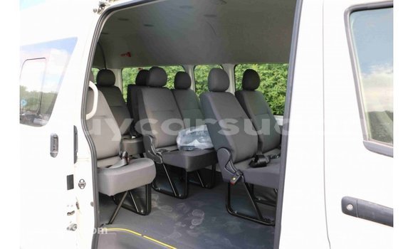 Buy Import Toyota Hiace White Car in Import - Dubai in Al Jazirah State Buy Import Toyota Hiace White Car in Import - Dubai in Al Jazirah State