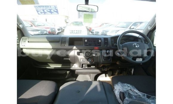 Buy Import Toyota Hiace White Car in Import - Dubai in Al Jazirah State Buy Import Toyota Hiace White Car in Import - Dubai in Al Jazirah State