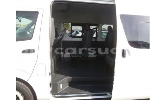 Buy Import Toyota Hiace White Car in Import - Dubai in Al Jazirah State Buy Import Toyota Hiace White Car in Import - Dubai in Al Jazirah State