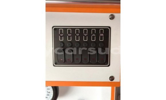 Buy Import Toyota Hiace White Car in Import - Dubai in Al Jazirah State Buy Import Toyota Hiace White Car in Import - Dubai in Al Jazirah State