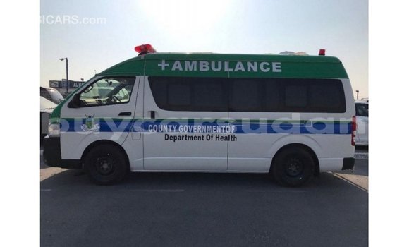 Buy Import Toyota Hiace White Car in Import - Dubai in Al Jazirah State Buy Import Toyota Hiace White Car in Import - Dubai in Al Jazirah State