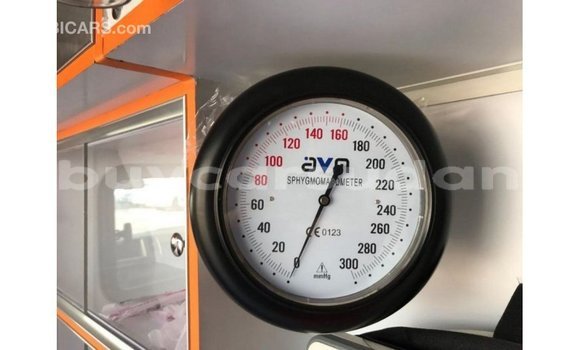 Buy Import Toyota Hiace White Car in Import - Dubai in Al Jazirah State Buy Import Toyota Hiace White Car in Import - Dubai in Al Jazirah State