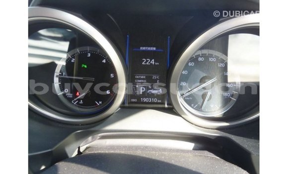 Buy Import Toyota Prado White Car in Import - Dubai in Al Jazirah State Buy Import Toyota Prado White Car in Import - Dubai in Al Jazirah State