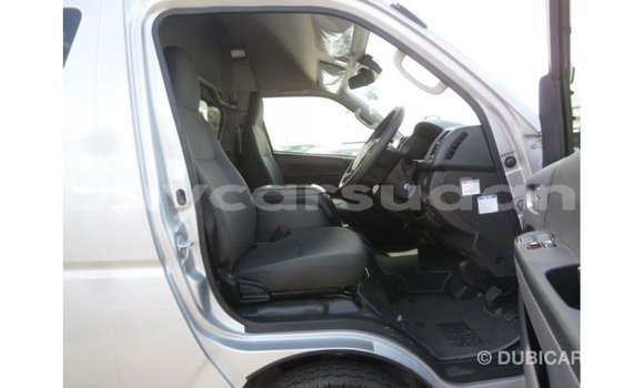 Buy Import Toyota Hiace Other Car in Import - Dubai in Al Jazirah State Buy Import Toyota Hiace Other Car in Import - Dubai in Al Jazirah State
