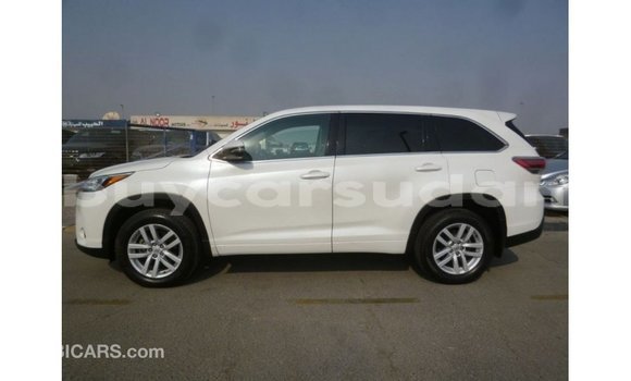 Acheter Import Voiture Toyota Kluger Blanc à Import - Dubai, État d'Al Jazirah Acheter Import Voiture Toyota Kluger Blanc à Import - Dubai, État d'Al Jazirah