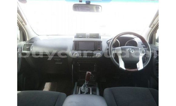 Buy Import Toyota Prado White Car in Import - Dubai in Al Jazirah State Buy Import Toyota Prado White Car in Import - Dubai in Al Jazirah State