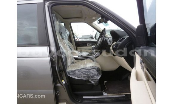 Buy Import Land Rover Range Rover Other Car in Import - Dubai in Al Jazirah State Buy Import Land Rover Range Rover Other Car in Import - Dubai in Al Jazirah State