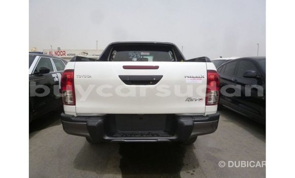 Buy Import Toyota Hilux White Car in Import - Dubai in Al Jazirah State Buy Import Toyota Hilux White Car in Import - Dubai in Al Jazirah State
