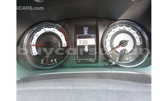 Buy Import Toyota Hilux White Car in Import - Dubai in Al Jazirah State Buy Import Toyota Hilux White Car in Import - Dubai in Al Jazirah State