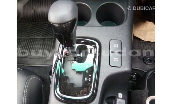 Buy Import Toyota Hilux White Car in Import - Dubai in Al Jazirah State Buy Import Toyota Hilux White Car in Import - Dubai in Al Jazirah State