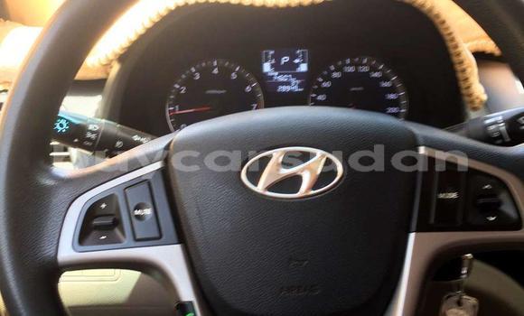 Buy Used Hyundai Accent White Car in Omdourman in Khartoum
