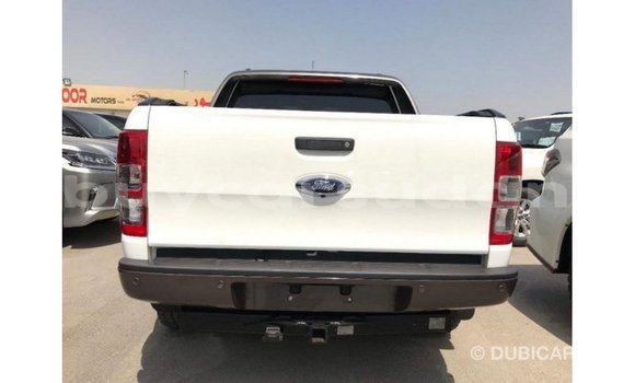 Acheter Import Voiture Ford Ranger Blanc à Import - Dubai, État d'Al Jazirah Acheter Import Voiture Ford Ranger Blanc à Import - Dubai, État d'Al Jazirah