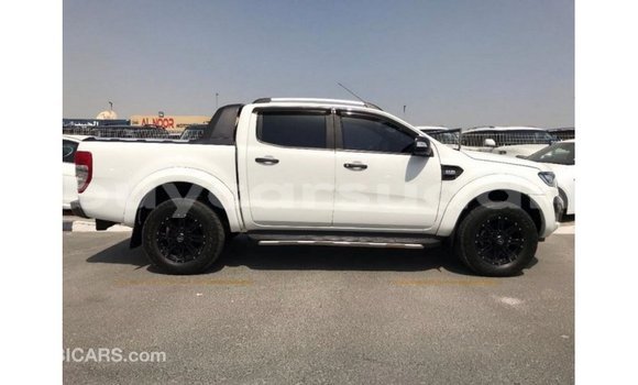 Acheter Import Voiture Ford Ranger Blanc à Import - Dubai, État d'Al Jazirah Acheter Import Voiture Ford Ranger Blanc à Import - Dubai, État d'Al Jazirah