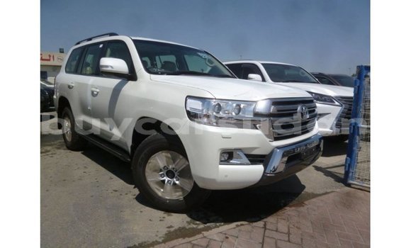 Buy Import Toyota Land Cruiser White Car in Import - Dubai in Al Jazirah State Buy Import Toyota Land Cruiser White Car in Import - Dubai in Al Jazirah State