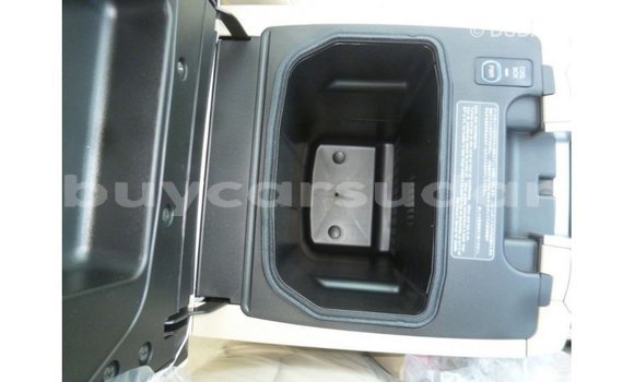 Buy Import Toyota Land Cruiser White Car in Import - Dubai in Al Jazirah State Buy Import Toyota Land Cruiser White Car in Import - Dubai in Al Jazirah State