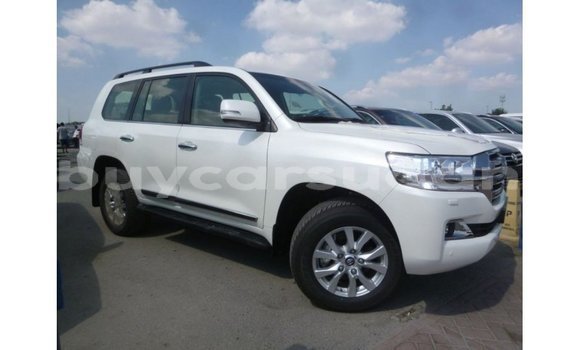 Buy Import Toyota Land Cruiser White Car in Import - Dubai in Al Jazirah State Buy Import Toyota Land Cruiser White Car in Import - Dubai in Al Jazirah State