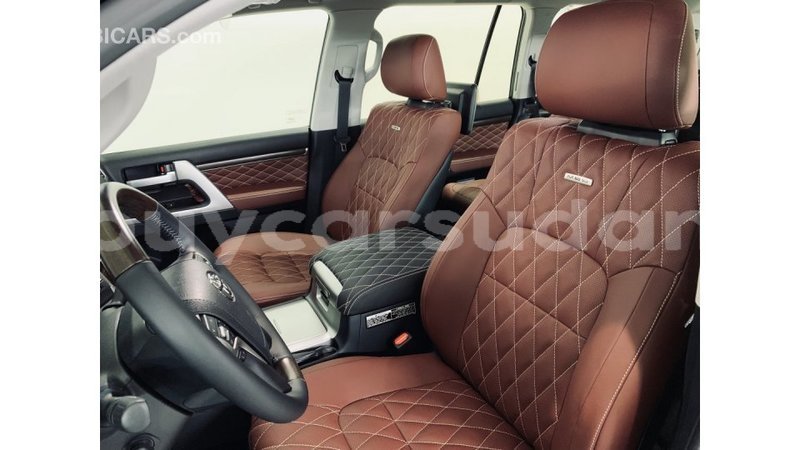 Big with watermark 96b2013b 2471 42aa 82a5 c4394e354519