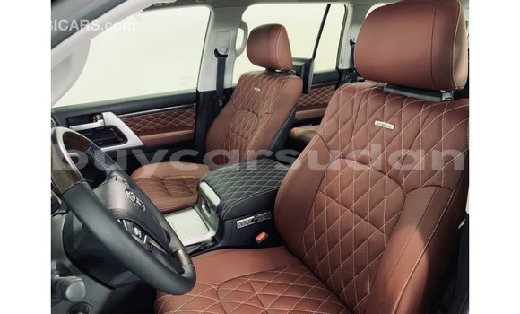 Buy Import Toyota Land Cruiser Black Car in Import - Dubai in Al Jazirah State Buy Import Toyota Land Cruiser Black Car in Import - Dubai in Al Jazirah State