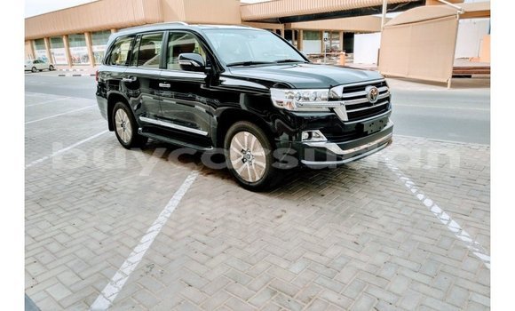 Acheter Import Voiture Toyota Land Cruiser Noir à Import - Dubai, État d'Al Jazirah Acheter Import Voiture Toyota Land Cruiser Noir à Import - Dubai, État d'Al Jazirah