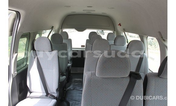 Buy Import Toyota Hiace White Car in Import - Dubai in Al Jazirah State Buy Import Toyota Hiace White Car in Import - Dubai in Al Jazirah State