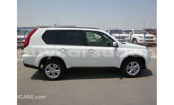 Acheter Import Utilitaire Nissan Evalia Blanc à Import - Dubai, État d'Al Jazirah Acheter Import Utilitaire Nissan Evalia Blanc à Import - Dubai, État d'Al Jazirah