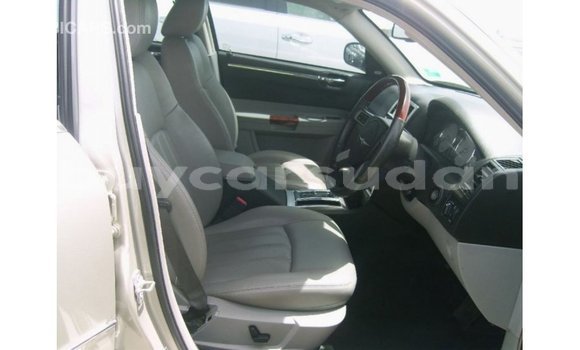 Buy Import Chrysler 300 Beige Car in Import - Dubai in Al Jazirah State Buy Import Chrysler 300 Beige Car in Import - Dubai in Al Jazirah State