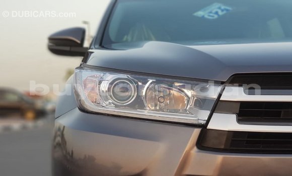 Buy Import Toyota Highlander Other Car in Import - Dubai in Al Jazirah State Buy Import Toyota Highlander Other Car in Import - Dubai in Al Jazirah State