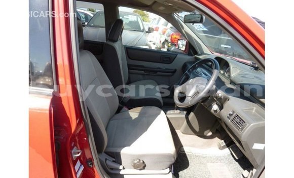 Buy Import Nissan Evalia Red Truck in Import - Dubai in Al Jazirah State Buy Import Nissan Evalia Red Truck in Import - Dubai in Al Jazirah State