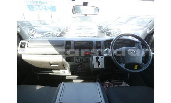 Buy Import Toyota Hiace White Car in Import - Dubai in Al Jazirah State Buy Import Toyota Hiace White Car in Import - Dubai in Al Jazirah State