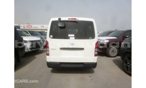 Buy Import Toyota Hiace White Car in Import - Dubai in Al Jazirah State Buy Import Toyota Hiace White Car in Import - Dubai in Al Jazirah State