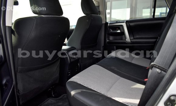 Buy Import Toyota HiAce Other Truck in Import - Dubai in Al Jazirah State Buy Import Toyota HiAce Other Truck in Import - Dubai in Al Jazirah State
