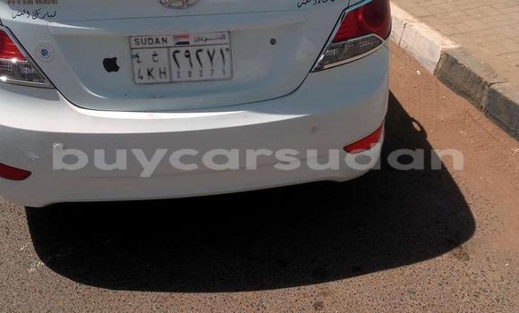 Buy Used Hyundai Accent White Car in Omdourman in Khartoum