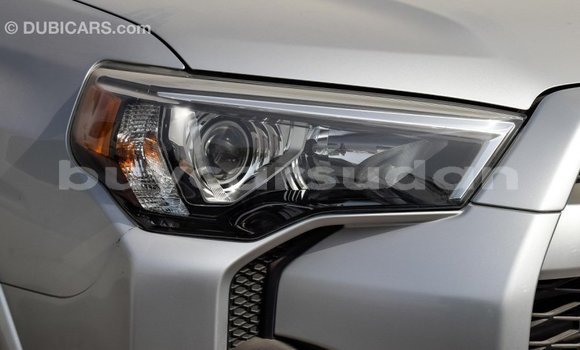 Buy Import Toyota HiAce Other Truck in Import - Dubai in Al Jazirah State Buy Import Toyota HiAce Other Truck in Import - Dubai in Al Jazirah State