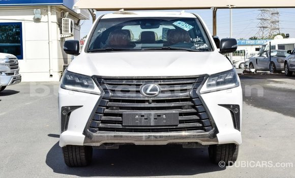Acheter Import Voiture Lexus LX Blanc à Import - Dubai, État d'Al Jazirah Acheter Import Voiture Lexus LX Blanc à Import - Dubai, État d'Al Jazirah