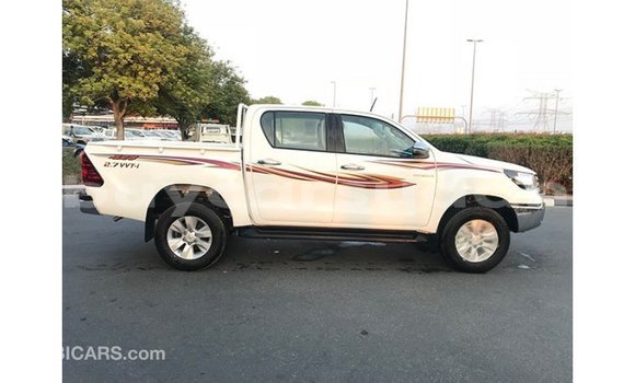Buy Import Toyota Hilux White Car in Import - Dubai in Al Jazirah State Buy Import Toyota Hilux White Car in Import - Dubai in Al Jazirah State