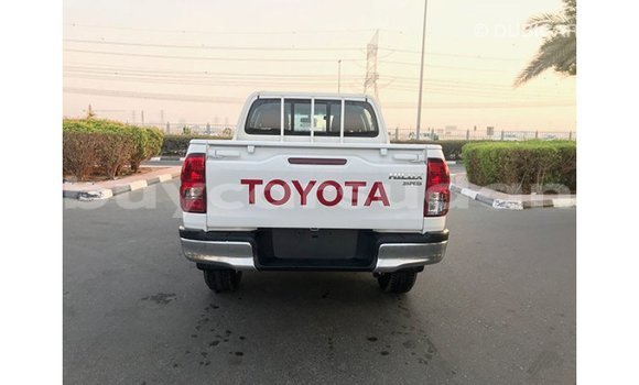 Buy Import Toyota Hilux White Car in Import - Dubai in Al Jazirah State Buy Import Toyota Hilux White Car in Import - Dubai in Al Jazirah State