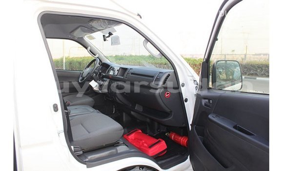 Buy Import Toyota Hiace White Car in Import - Dubai in Al Jazirah State Buy Import Toyota Hiace White Car in Import - Dubai in Al Jazirah State