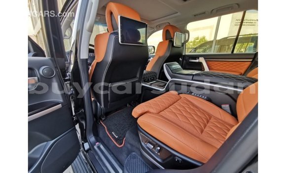 Buy Import Toyota Land Cruiser Black Car in Import - Dubai in Al Jazirah State Buy Import Toyota Land Cruiser Black Car in Import - Dubai in Al Jazirah State