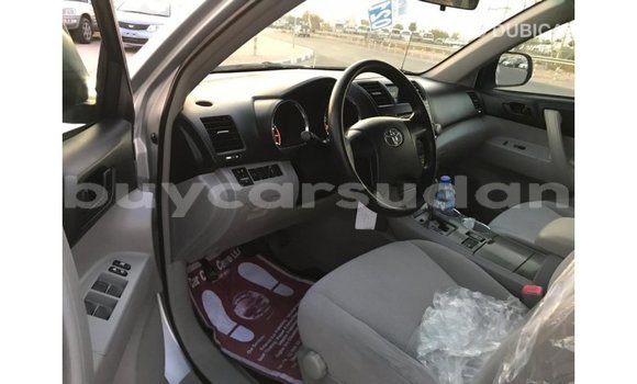 Buy Import Toyota Highlander Other Car in Import - Dubai in Al Jazirah State Buy Import Toyota Highlander Other Car in Import - Dubai in Al Jazirah State